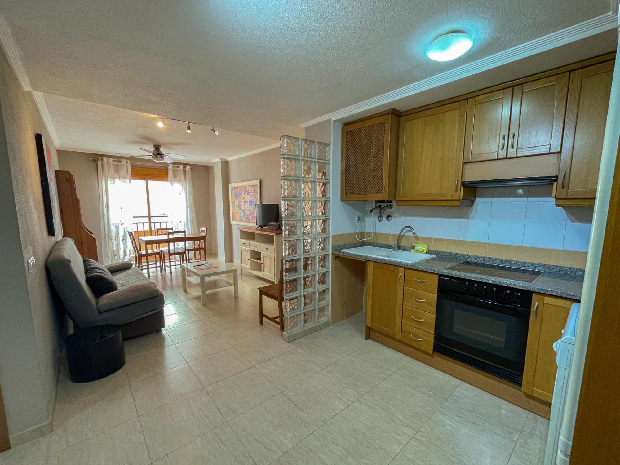 Apartamentos Estacion Oropesa 3000 أوروبيسا ذيل مار المظهر الخارجي الصورة